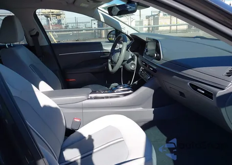 2021 Hyundai Sonata Se z USA, uszkodzony, nr VIN 5NPEG4JA1MH124528